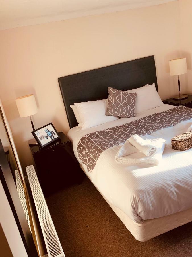 The Swan Hotel Almondsbury Luaran gambar